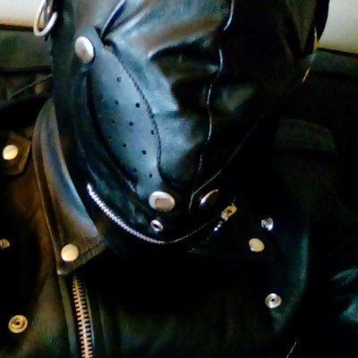 Leather/boots loving slave/cuck and well trained human ashtray.
Worshipper of sadistic leatherladies.