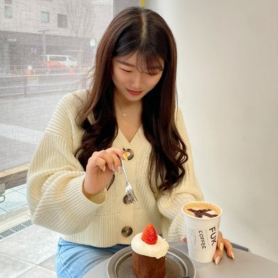 mirupon_stg's profile picture. 東京都世田谷区でIT人材事業を展開する『株式会社STG』エンジニア兼人事・広報担当です❣️みるぽんと気軽に呼んでください🐈🌼ITに関わる皆様に幸せを届けたい✨旅行と美味しい食べ物とお酒が大好き🍟🍻