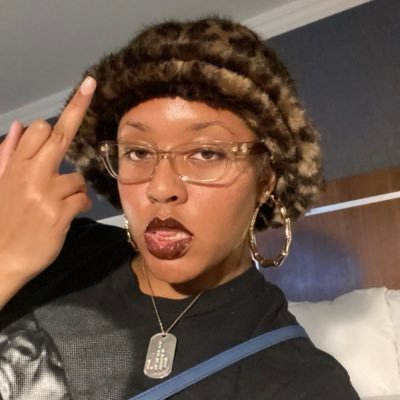 julian186392's profile picture. Zubbie Zee