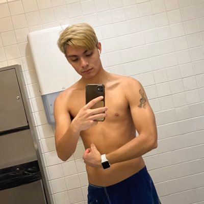 sebas1383xx's profile picture. Just your neighborhood Latino living his life as much as he can. Having some fun to while I’m at it😈🤤 😘 Alter Ego | Foot Fetish | bisexual | Vers Top |