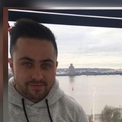 AppleGzz's profile picture. 🇬🇧UK/28 check out my TikTok https://t.co/lYzAChgM75