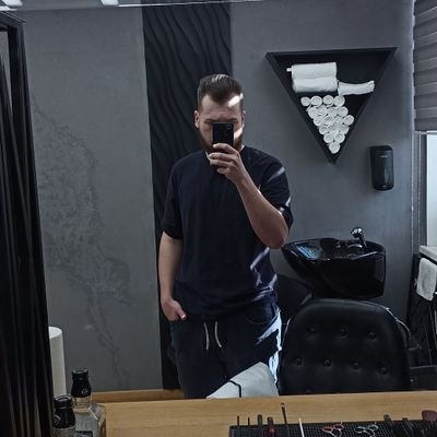 Vlad Tsybulskyiさんのプロフィール画像