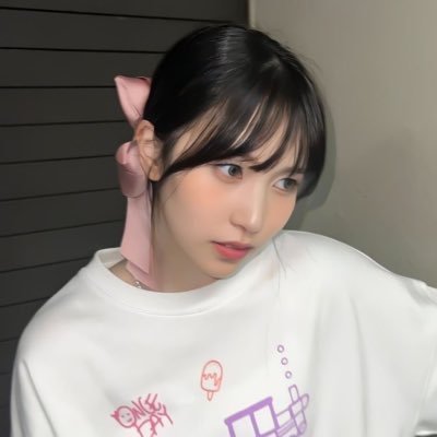 Im not a minor .... anyways stan twice
