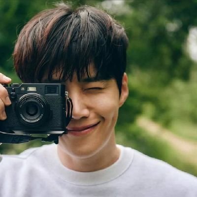 Proud Seonhohada...I admire and support Actor Kim Seon Ho...#CancelCancelCulture