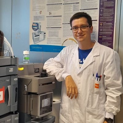 PhD Researcher in Analytical Chemistry at @LimaMetabolomic (@HMar_research) and @IupaUji (@UJIuniversitat). #MassSpec #Clinical #Toxicology #Environmental.