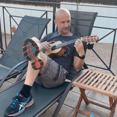 Mensch, Vater, Nerd, Gamer, Radfahrer, Geek, immer diskussionsfreudig