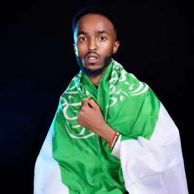 Studied International Relations and Global Studies. Candidate of Master of Puplic International Law. Somalilander. interests diblomacy, politics.