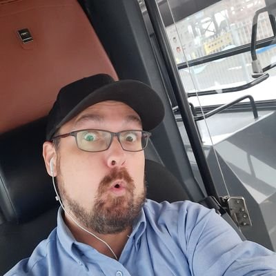 FranoisSavard4's profile picture. Guitariste & Chanteur pour le Groupe NorthernTendencies. Podcaster pour TNT MUSIC FACTORY 🏭