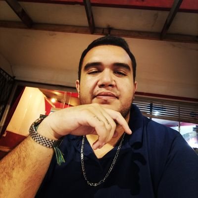 Estudiante de decencia en Historia. Escritor Historia/Política.
Aficionado a la política que libera a los pueblos.
Aficionado a Esports, CEO: @AzerothG