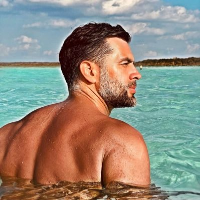 Cuenta Peruana/USA dedicada a apoyar al modelo y actor @CHRISDELACAMPA 😍❤Cuenta anterior @DeLaCampaPeru 👀 #CampanitasFieles #ChrisDeLaCampaPerú