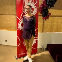 ⛸Carly Brox⛸(@carly_iceskater) 's Twitter Profile Photo