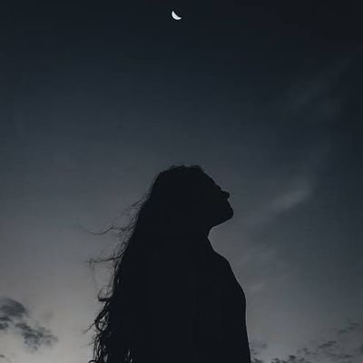 hellosiyaa_'s profile picture. |med. student| |Pmcian'23🩺🧬|
|ambivalent|
  lost in thoughts💫