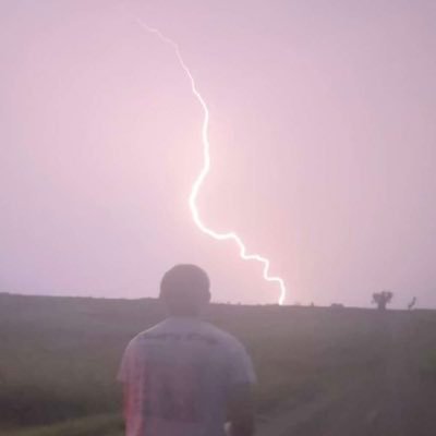 Amateur storm chaser and weather photographer - Especially interested in lightning - ISU ‘24 Meteorology Student - Using a Canon Rebel T3i and GoPro Hero 9