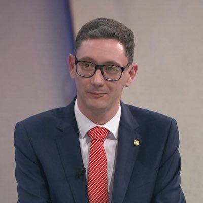 Komentátor https://t.co/84A109IHMA. Podcast Jména a Osudy https://t.co/fpRXNtNb1b Projekt Český Journal 🇨🇿🇺🇦 https://t.co/LWO90abN0k