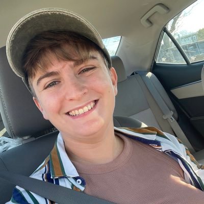 reneekgood's profile picture. phantasmal and resplendent