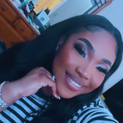 Kamii_gb's profile picture. .....