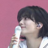 ออฟอ 𓇼𓈒𓏸🐰🎀 (slow) (@iamimiamarapper) 's Twitter Profile