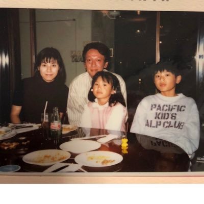 福岡在住で人形製作をしています(アトリエ•K)。心に残る、優しい気持ちになれる人形作りを目指しています。息子家族&娘の幸せを願っています☆主人「小細胞肺がん」2年3ヶ月の闘病 5月29日永眠しました。一緒に過ごした時間は宝物です♡ありがとう