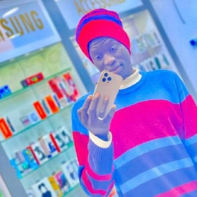 IphonicGangg's profile picture. monkey see,monkey do it.
....westgangg....