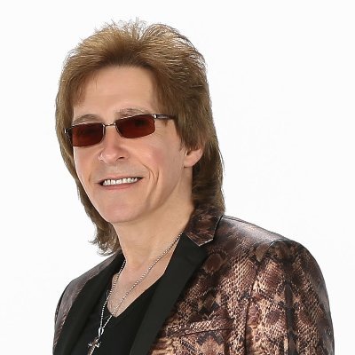 Stevie Lee Woods is a talented and skilled musician who has worked in the country music industry for years. Stevie Lee Woods has worked alongside talented music