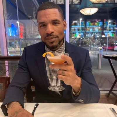 handsomehere_'s profile picture. HoustonHandsome