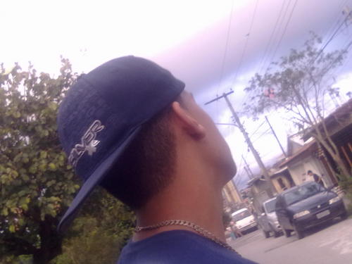 Nαo eu Nao sou perfeito ...  Fαzer o que néαh ?  
            ' meus pαis tαvαm no escuro