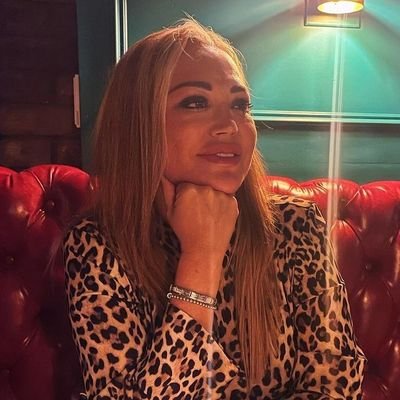 Para los que Apoyamos a Belén Esteban          . Co-Presentadora de Sálvame Diario & DELUXE. Twitter Oficial de Belén: @BelenEstebanM