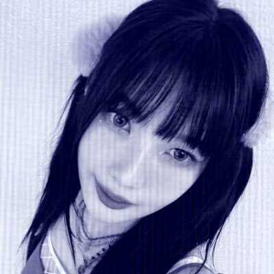 — fanbase para 𝗟𝗨𝗩𝗜𝗘𝗦 exporem suas opiniões sobre o red velvet; qualquer comentário baseado em hate 𝗡𝗔̃𝗢 será postado.