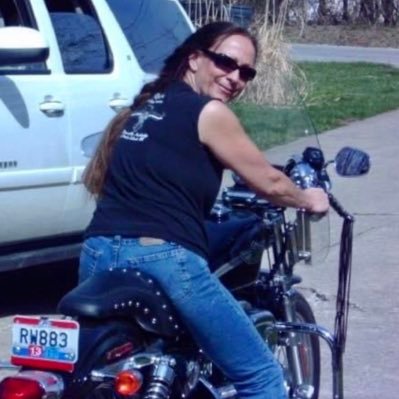 condelles_w's profile picture. Greek American. America First, Widowed 1/27/22–COVID. Rainbow mom & triplet mom. MAGA MAHA