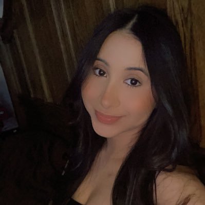 naadss9's profile picture.