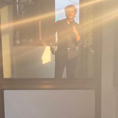 imsiddharth_06's profile picture. bwoah, keep it simple :)