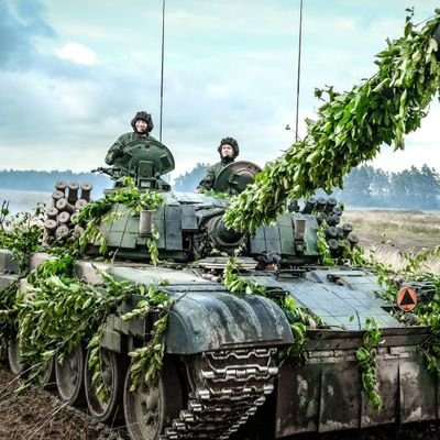 Pasjonat wojskowości oraz II RP. Bóbr-3 najlepszy pojazd Wojska Polskiego, za nim Rak, Borsuk i Krab.