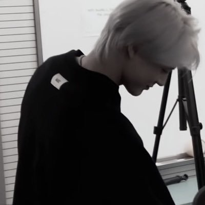 nxrthnuxa's profile picture. 𝙉𝙤𝙧𝙩𝙝 (n.) — 𝘓𝘪𝘷𝘦 𝘧𝘢𝘴𝘵, 𝘥𝘪𝘦 𝘺𝘰𝘶𝘯𝘨