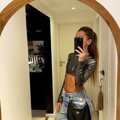 LisaKin41576240's profile picture. cross the stars and the moon to meet yourself better