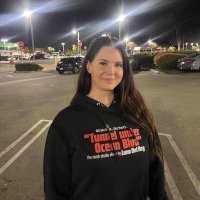 a (@lizzygrxntx) Twitter profile photo
