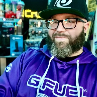 🕹️Geeky Gamer Dad🕹️ CODE: CRUX • Powered by @GFuelEnergy • Protected by: @GamerAdvantage #EpicPartner #GAFAM • @LivingDeadGrlx 🖤 https://t.co/1lgtSZhip9