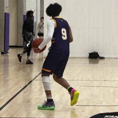 ashtonnijjar's profile picture. 