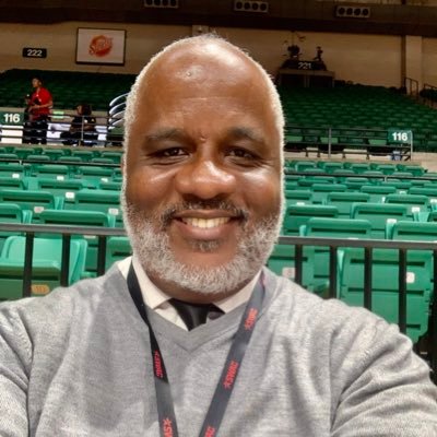 Man of God. Sharrock Media Group. Historian. #JCSU alum. Multimedia journalist and practitioner in the art of storytelling. Opinions are my own.