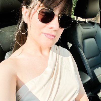 VargasYess's profile picture. ψ La vida no se mide con esos momentos que nos dan aliento, se mide también por aquellos momentos extraordinarios que nos lo quitan. -Nando Parrado-