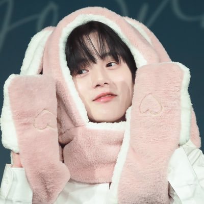 pm15_18's profile picture. dogging