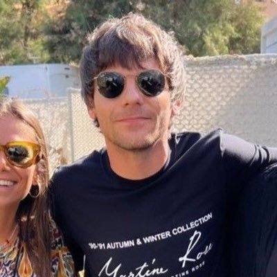 🪷;''louis is a great person to just sit and admire what he's like.''