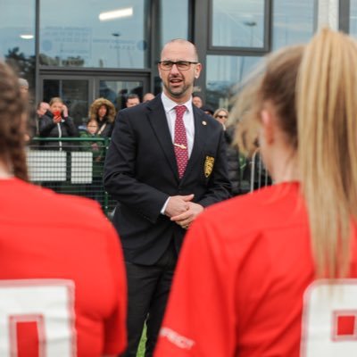 Headteacher (Secondary), @SchoolsFootball Council & ex-Chair, SAFIB Chair, @SSCFA2 President & FDO, @cbarfoundation Trustee. Views my own!