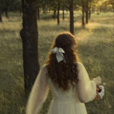 hanxl_e's profile picture. goal: with high honors! 
#studytwt