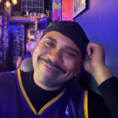 bitxxxxxh's profile picture. 💋