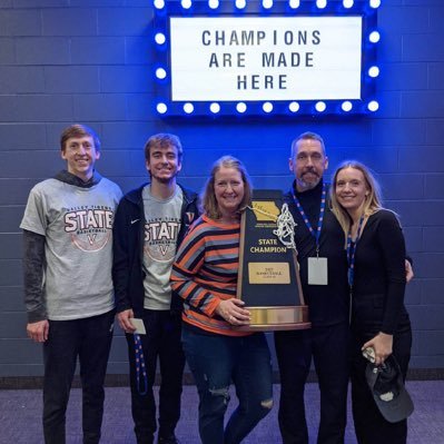 Husband, father, dog lover and motorcycle enthusiast. Teacher at Valley high school. 3x State Champ! Go Cubbies! Go Cyclones!!
