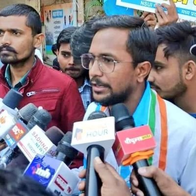 State Vice President @NSUIMP Co-Ordinator @NSUIMP @NSUI_Medical 💉🚑 | Believer of change as change us the only constant in the universe.
Cont.📱 9669083153