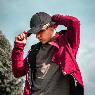 Soy un creador de contenido, especializado en lo audiovisual