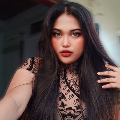 𝚂𝚃𝙰𝚈 𝙰 𝙼𝚈𝚂𝚃𝙴𝚁𝚈, 𝙸𝚃’𝚂 𝙱𝙴𝚃𝚃𝙴𝚁.
𝑷𝒂𝒅𝒂𝒚𝒐𝒏 𑁍
