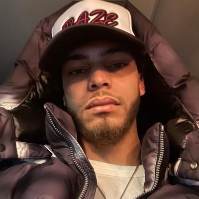 SoufMode's profile picture. #FarParty #Flee