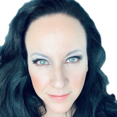 Recovering podcaster, music fan, cinephile and photographer.